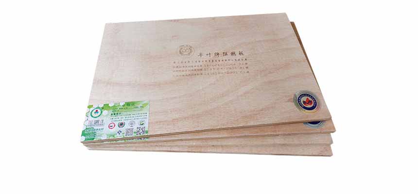 豐葉板材：詳細(xì)介紹多層阻燃板結(jié)構(gòu)與制作工藝流程？